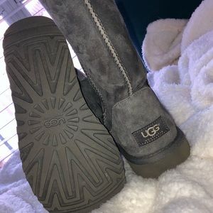 ugg classic tall boot